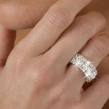 Load image into Gallery viewer, Stunning Multi Row Diamante Stretch Ring