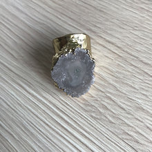 Load image into Gallery viewer, Natural Druzy Stone Ring