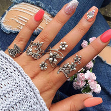 Load image into Gallery viewer, 4pcs/set Antique Silver Vintage Bohemia Rings Set