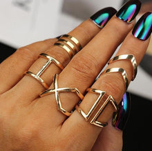 Load image into Gallery viewer, 5 Pcs/ Set Classic Gold  V Chevron Rings
