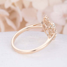 Load image into Gallery viewer, Rose Golden Flower Shape Wedding Ring