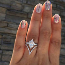 Load image into Gallery viewer, Zirconia Crown Rings